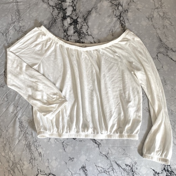 OFF THE SHOULDER TOP - Picture 4 of 5